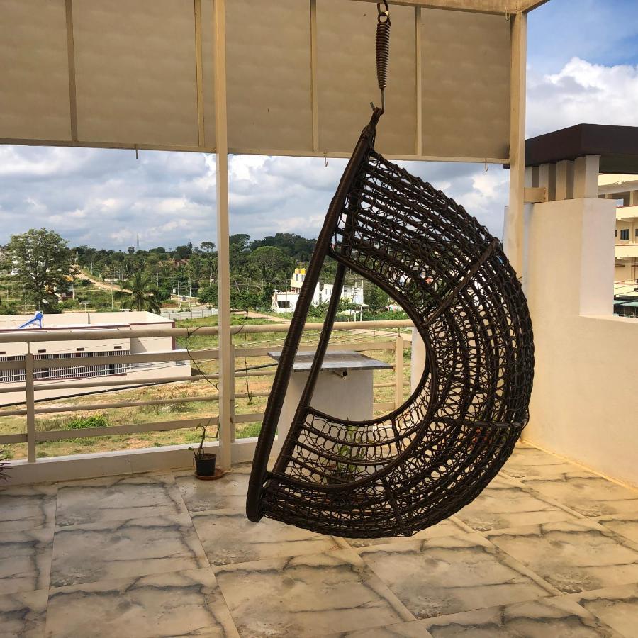 Skyhouse Homestay Mysore Bagian luar foto